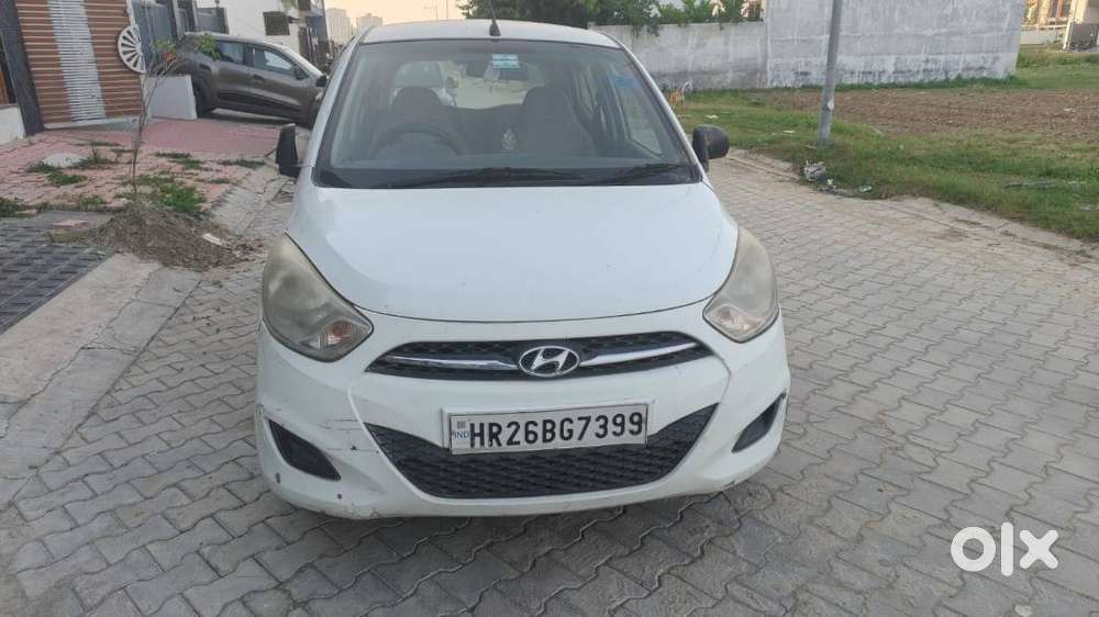 Hyundai I10 Era 2011 Year Car+ Cng Fitted