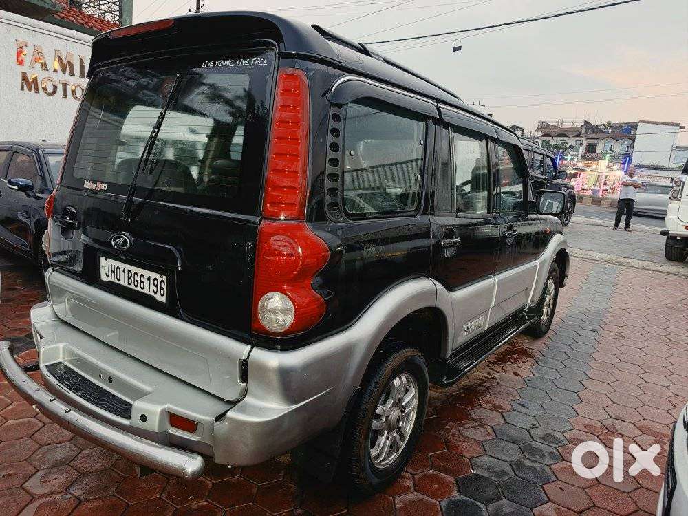 Mahindra Scorpio Vlx 2wd Airbag Bsiii, 2014, Diesel