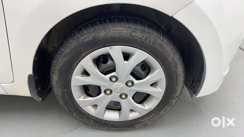 Hyundai Grand I10 1.2 Kappa Sportz, 2016, Petrol