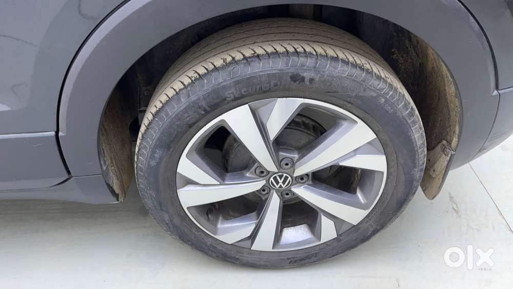 Volkswagen Taigun Topline 1.0 Tsi At (electric Seats), 2023, Petrol
