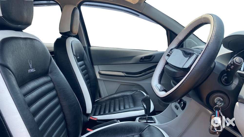 Tata Tiago 1.2 Revotron Xta, 2025, Petrol