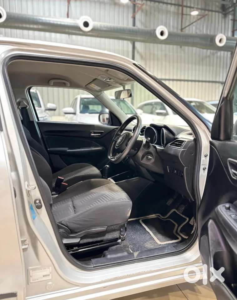 Maruti Suzuki Swift Vxi, 2022, Petrol