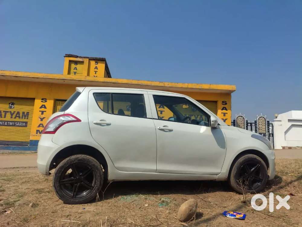 Maruti Suzuki Swift 2014 Petrol 82000 Km Driven