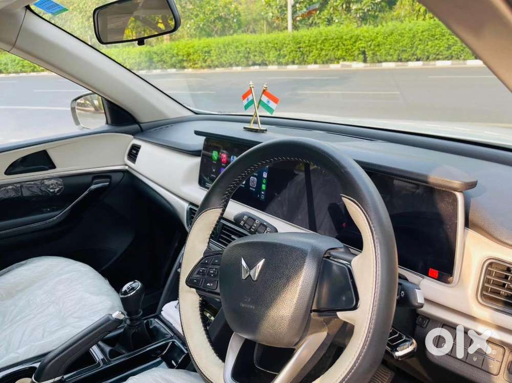 Mahindra Xuv700 2022 Petrol Well Maintained