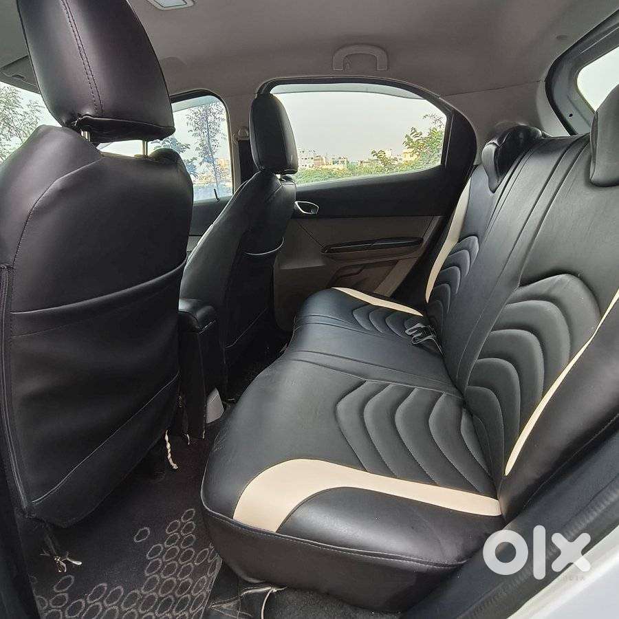 Tata Tiago 1.2 Revotron Xza, 2018, Petrol