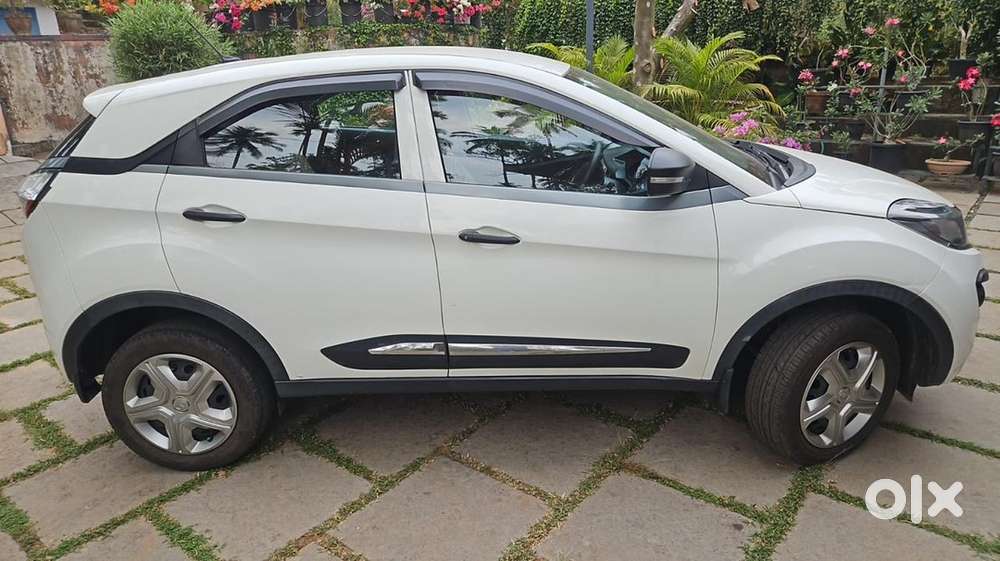Tata Nexon Petrol 2019