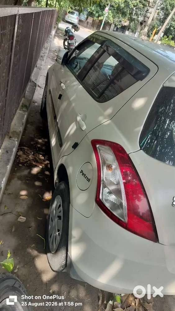 Maruti Suzuki Swift 2015 Petrol Well Maintained