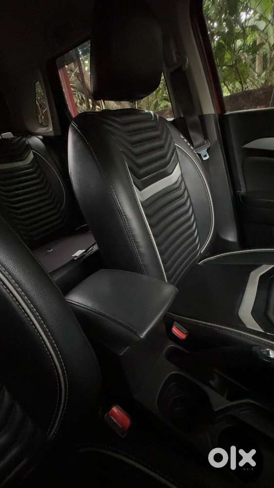 Marutisuzuki Brezza Zxi Automatic Smart Hybrid Red Dual Tone Choice No
