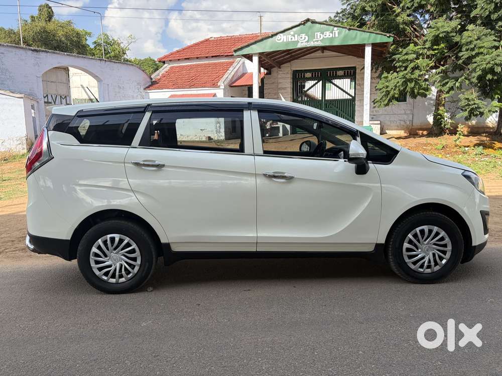 Mahindra Marazzo M4 8str, 2019, Diesel