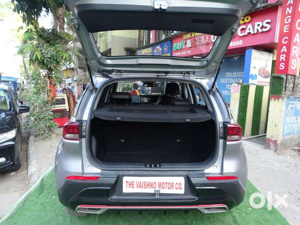 Kia Sonet Gtx Plus Turbo Dct, 2021, Petrol