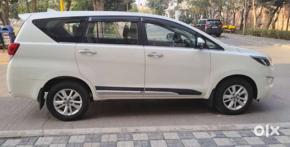 Toyota Innova Crysta 2.4 V, 2018, Diesel