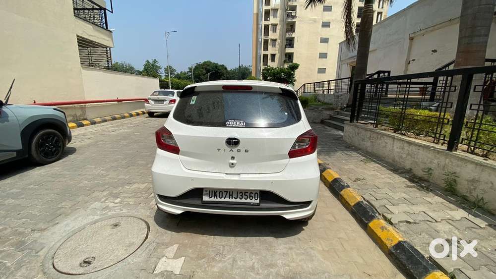 Tata Tiago Petrol Manual 2026