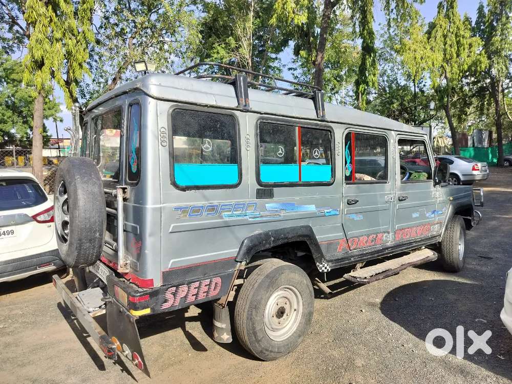 Force Motors Trax Cruiser 2004