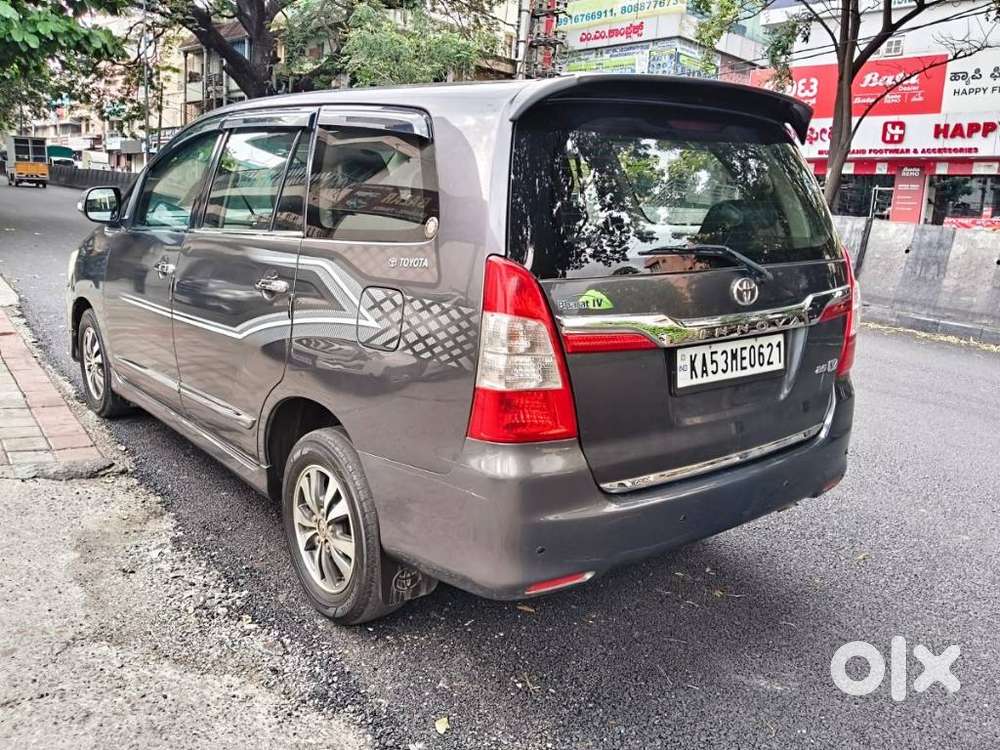 Toyota Innova 2.5 V 8 Str, 2016, Diesel