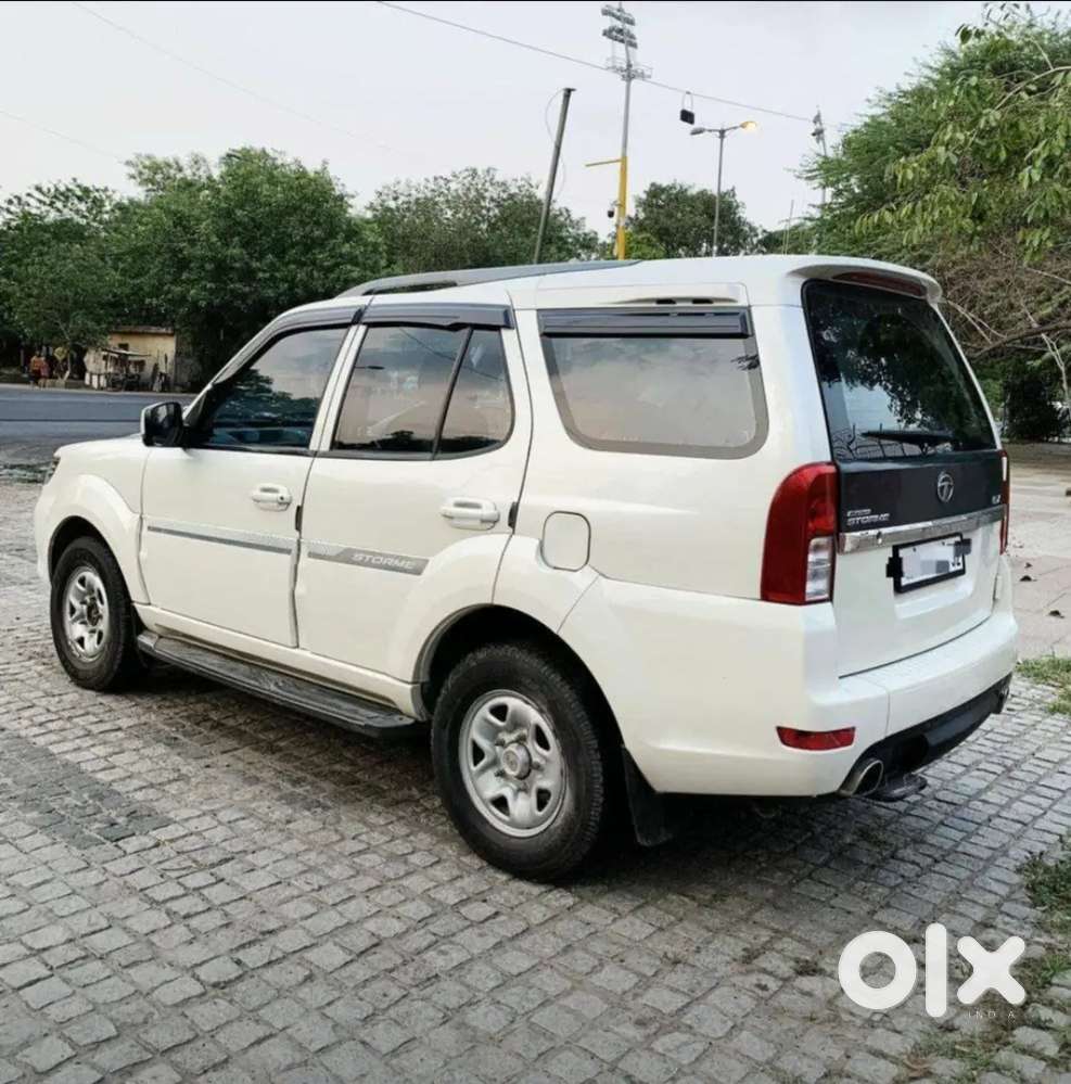 Tata Safari Storme 2015 Diesel 160000 Km Driven