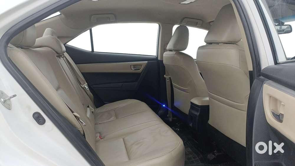 Toyota Corolla Altis 2013-2017 Vl At, 2014, Petrol