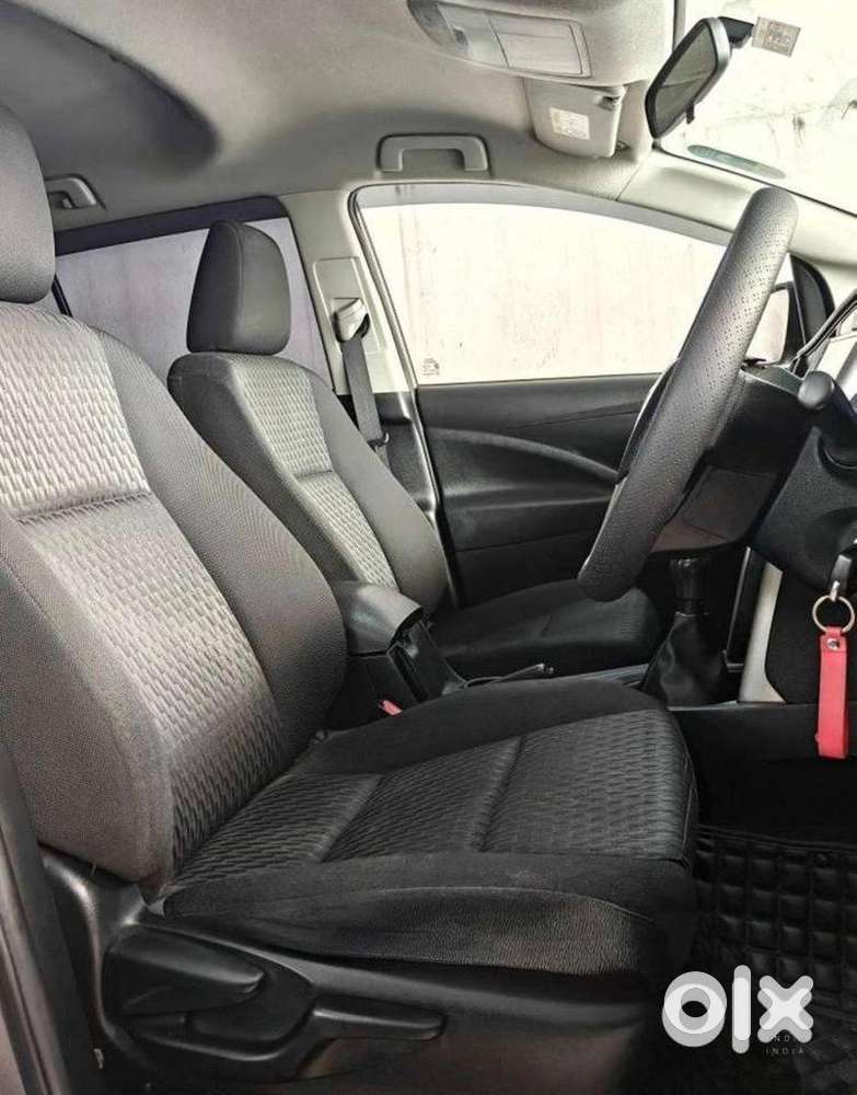 Innova Crysta G 2022 Diesel  8 Seater  Manual  Single Owner