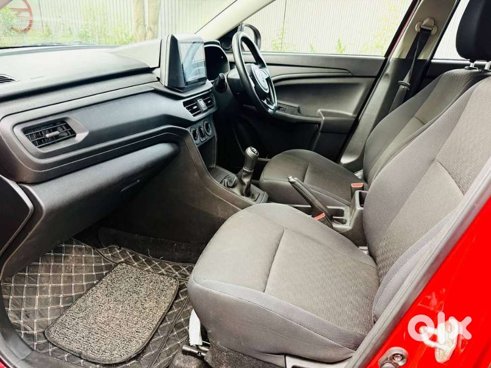 Maruti Suzuki Brezza 1.5 Lxi Smart Hybrid, 2026, Petrol