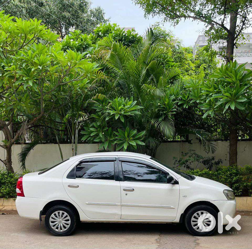 Toyota Etios G, 2011, Petrol