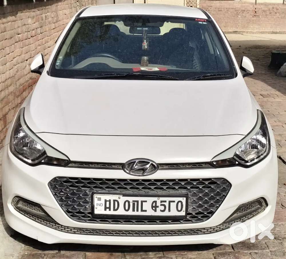 Hyundai I20 2017 Petrol 30000 Km Driven