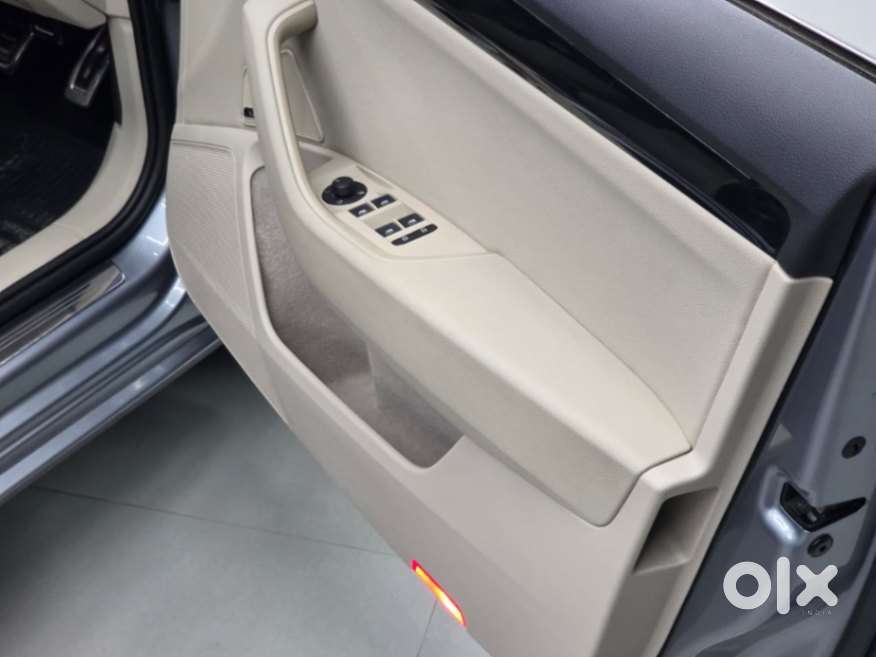 Skoda Superb Laurin And Klement 1.8, 2019, Petrol