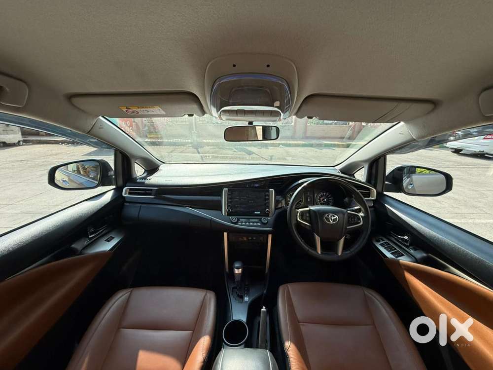 Toyota Innova Crysta