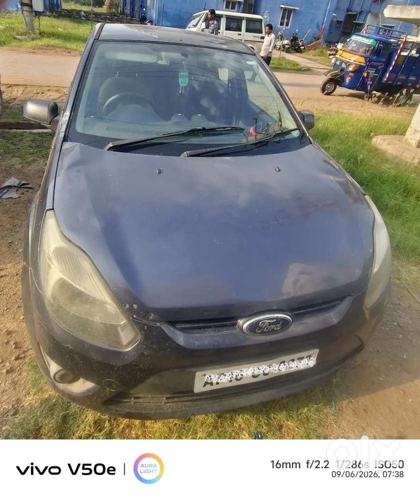Ford Figo 1.2 Petrol 2012