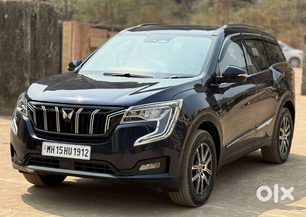 Mahindra Xuv700 2.0 Ax 7 Petrol Mt Str, 2022, Petrol