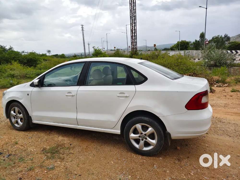 Skoda Rapid Elegance 1.6 Tdi Top Model,disel, Family Used Car