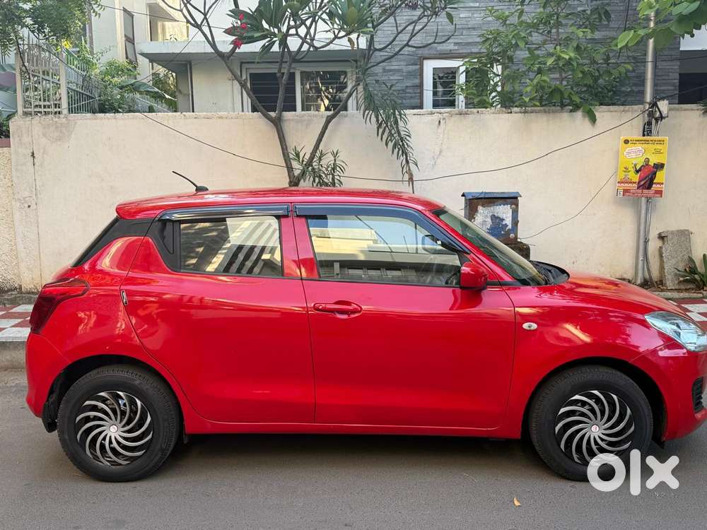 Maruti Suzuki Swift Vxi + Manual, 2021, Petrol
