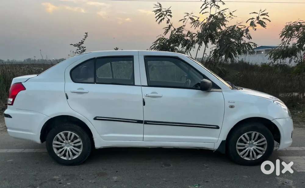 Maruti Suzuki Dzire 2013 Diesel 99400 Km Driven