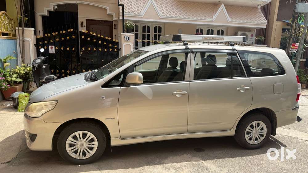 Toyota Innova 2012 Model