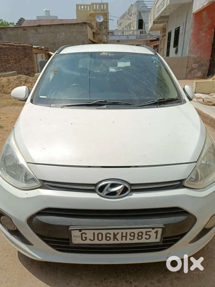 Hyundai Grand I10 2016 Diesel Well Maintained