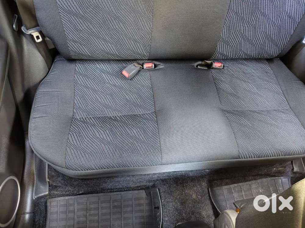 Maruti Suzuki Swift 2010 Petrol 66500 Km Driven