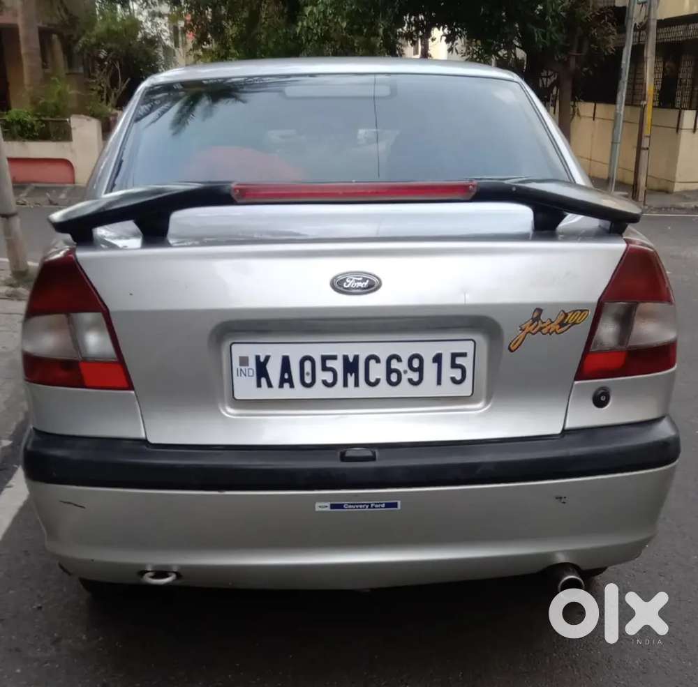 Ford Ikon 2005