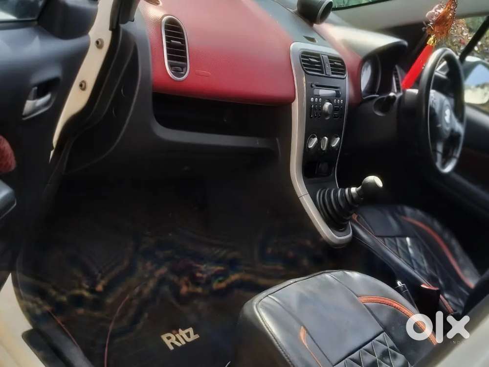 Maruti Suzuki Ritz Zxi 2012