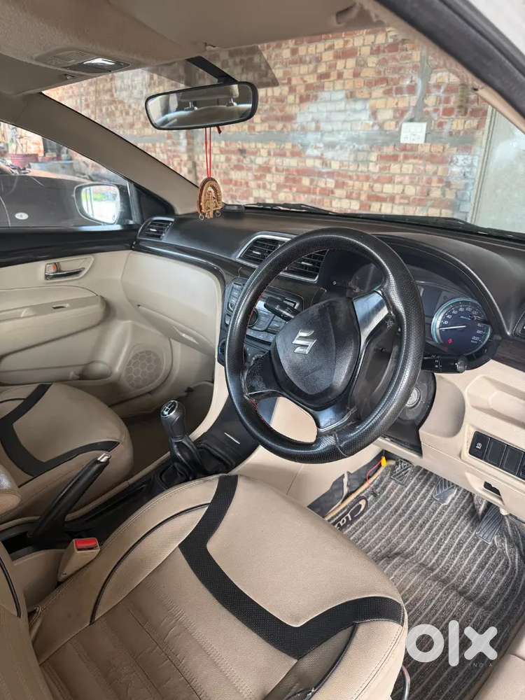 Silver Car In Good Condition
