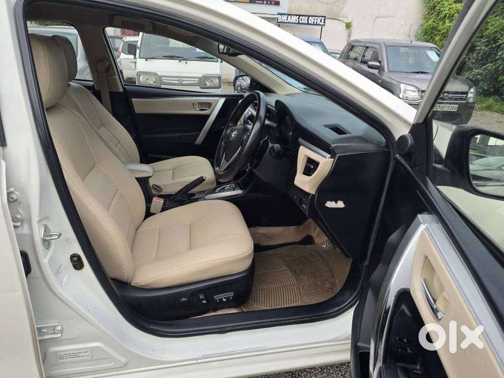 Toyota Corolla Altis Vl, 2016, Petrol