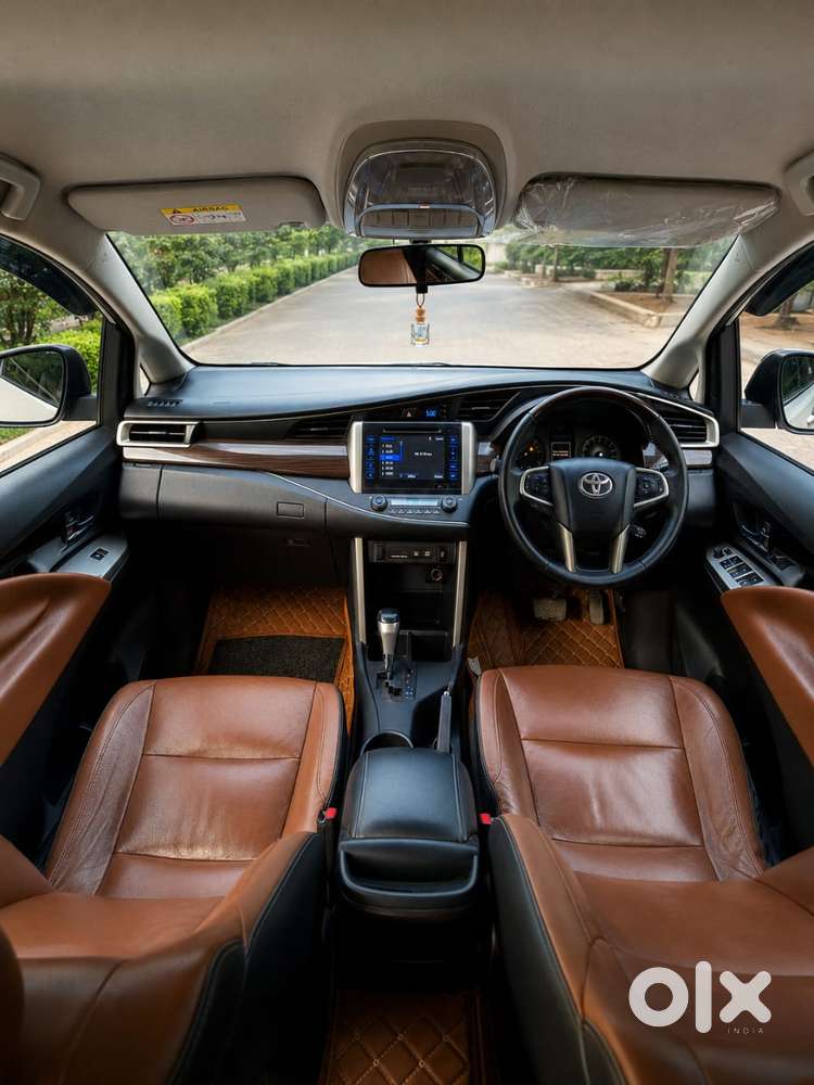Toyota Innova Crysta 2.8 Zx At 7 Seater, 2018, Diesel