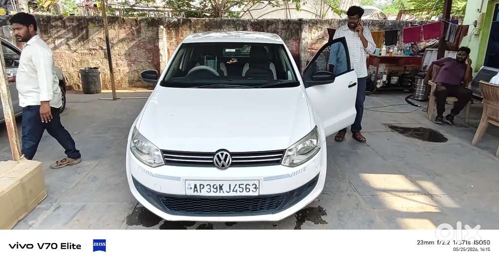 Volkswagen Polo 2013 Highline Petrol Manual