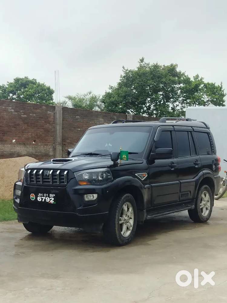 Mahindra Scorpio Classic 2015 Diesel 135000 Km Driven