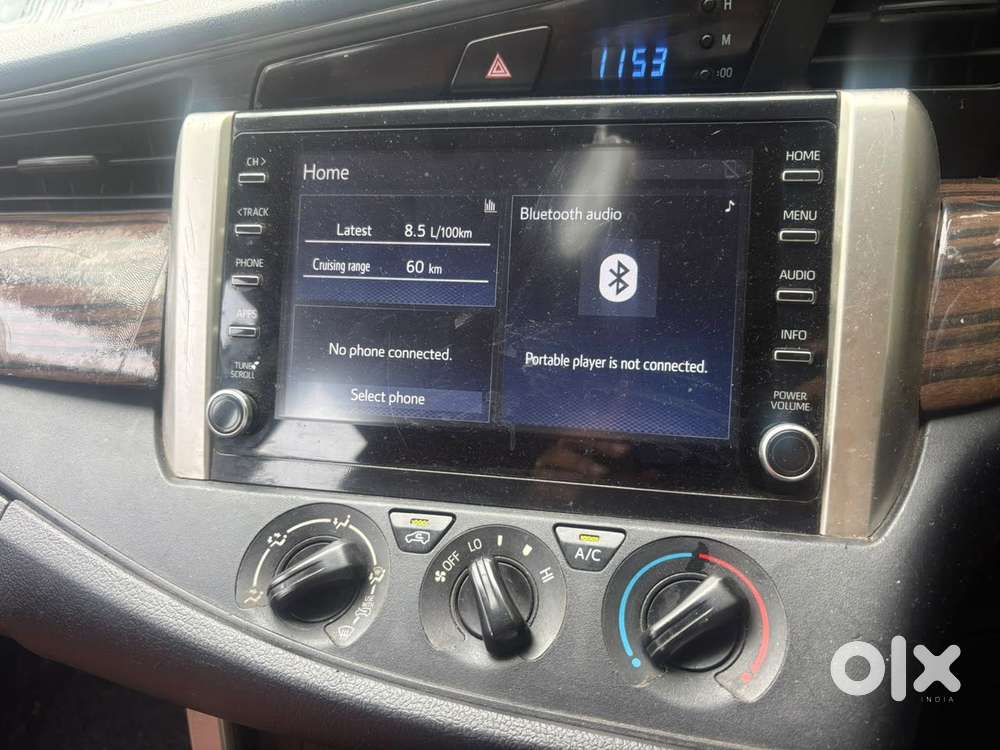 Toyota Innova Crysta 2.4 G Mt 8s, 2024, Diesel