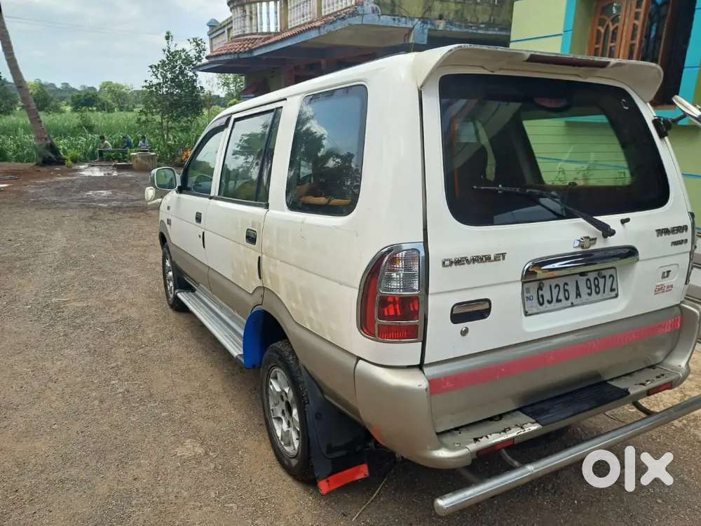 Chevrolet Tavera Neo 2015