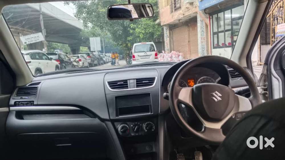 Maruti Suzuki Swift Vxi, 2014, Petrol