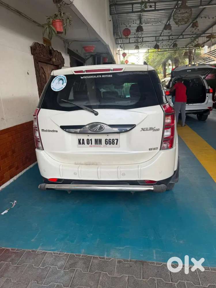 Xuv500 W10