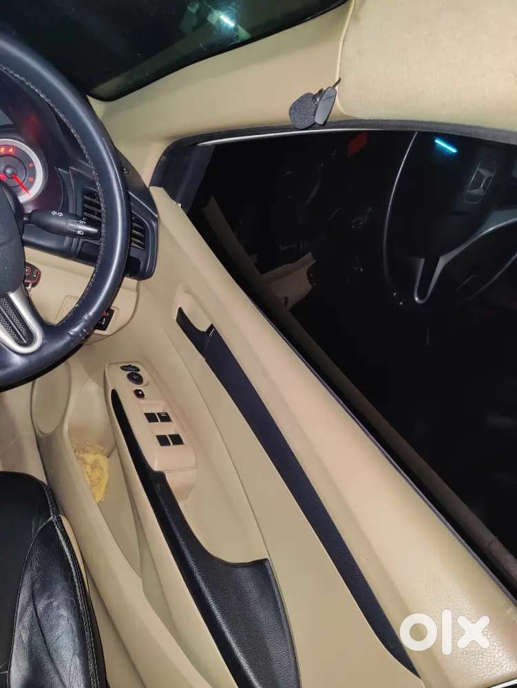Honda City 
I-v Tec