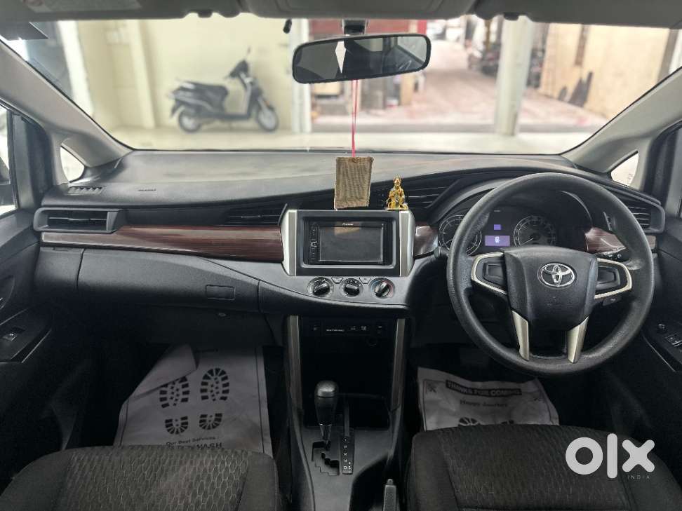 Toyota Innova Crysta 2.8 Gx At, 2017, Diesel