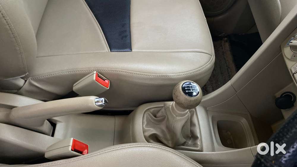 Maruti Suzuki Swift Dzire Vxi 1.2, 2015, Petrol