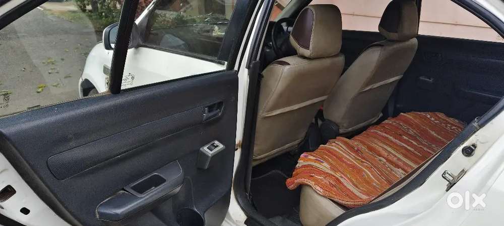 Maruti Suzuki Dzire 2015