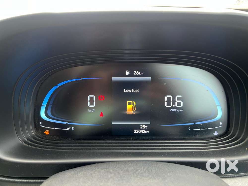 Hyundai Venue Sx Mt, 2023, Petrol